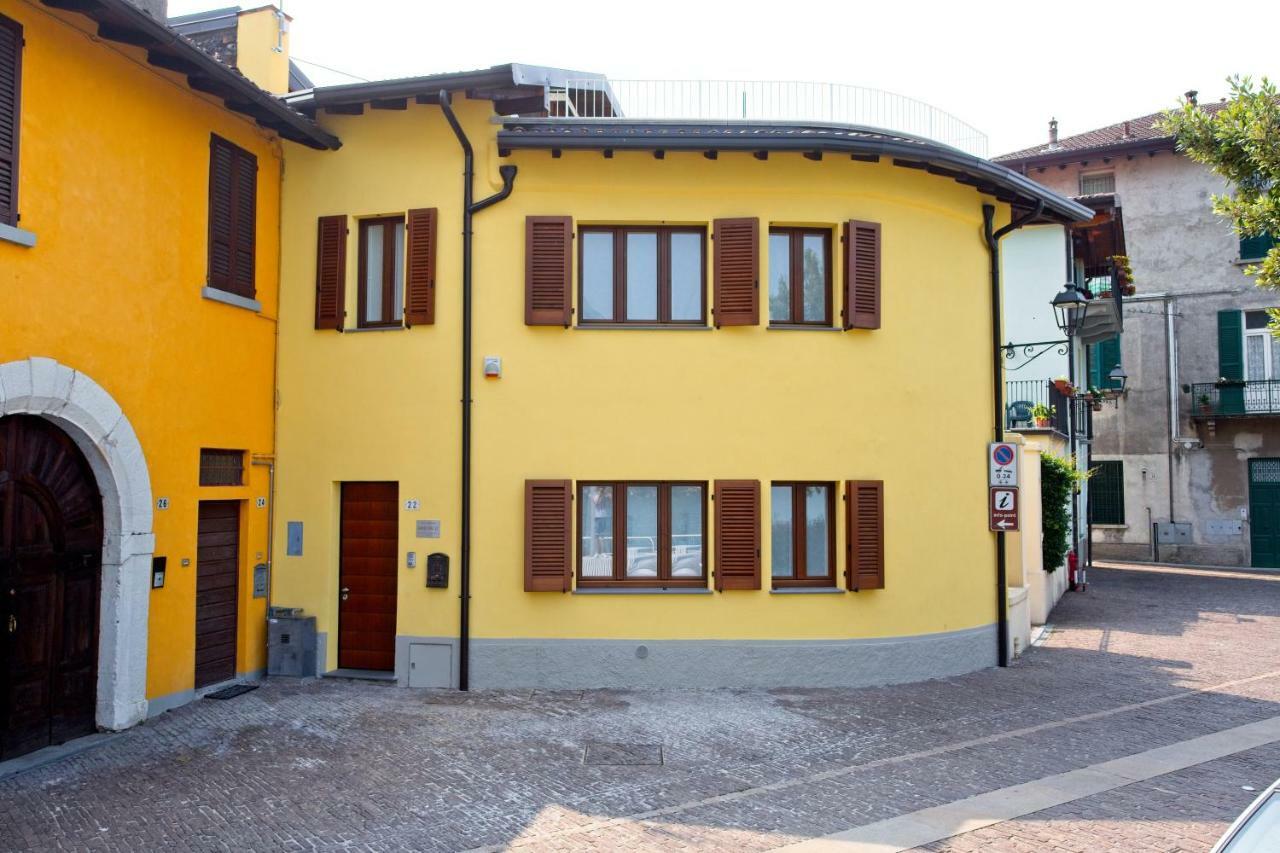 Casa Vacanze Marconi 22 Marone Exterior foto